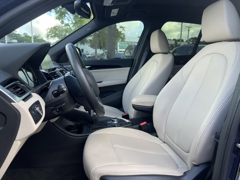 Used 2019 BMW X1 sDrive28i w/ Convenience Package FWD image 16