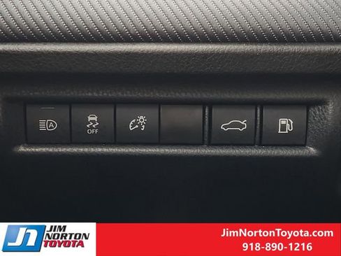 Used 2025 Toyota Camry SE w/ Multimedia Upgrade Package FWD image 23