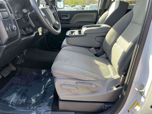 Used 2018 Chevrolet Silverado 1500 Custom w/ Custom Convenience Package image 14