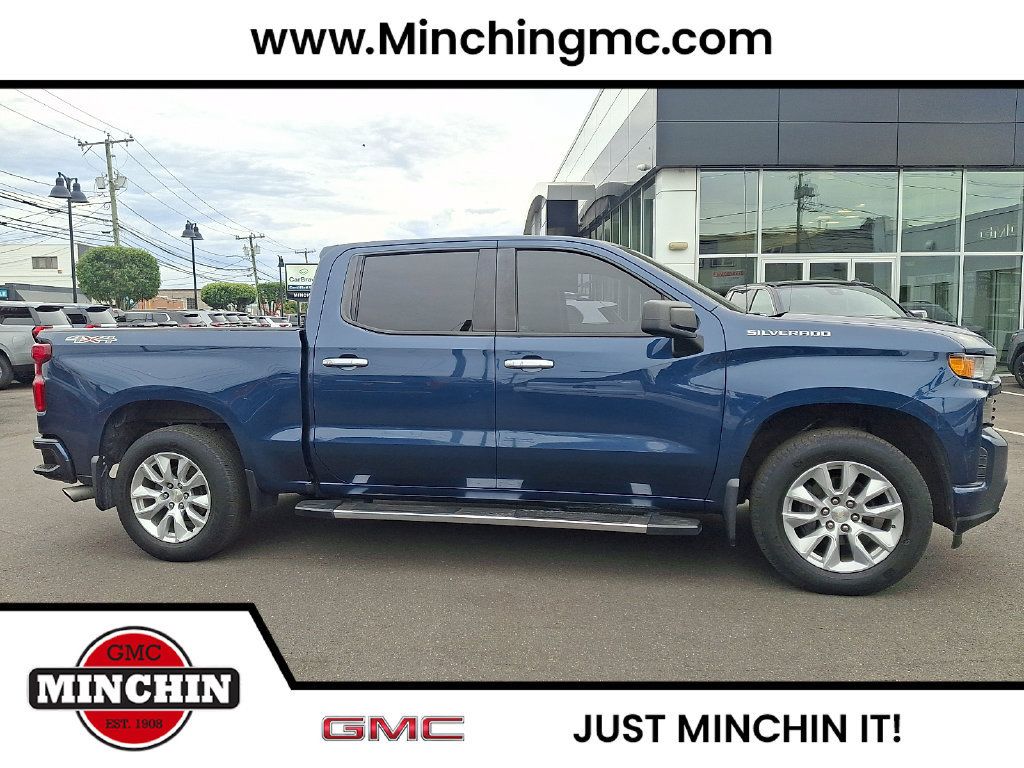 Used 2019 Chevrolet Silverado 1500 Custom w/ Custom Value Package AWD/4WD image 7