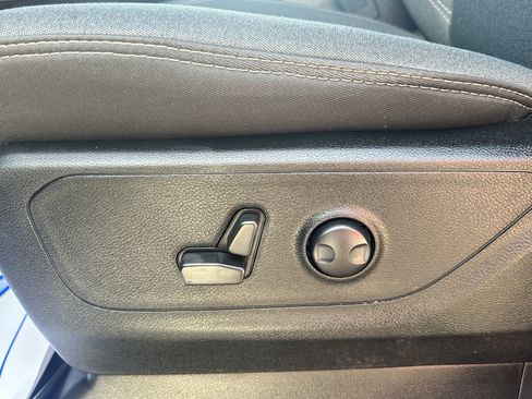 Used 2022 RAM 1500 Big Horn image 8