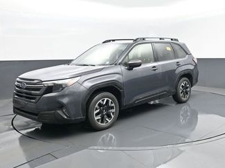 Used 2025 Subaru Forester Premium video 1