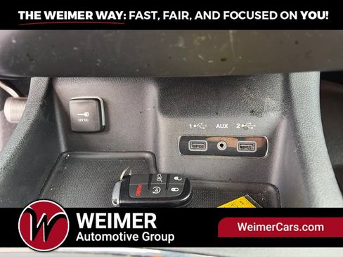 Used 2019 Dodge Durango R/T w/ Technology Group AWD/4WD image 31