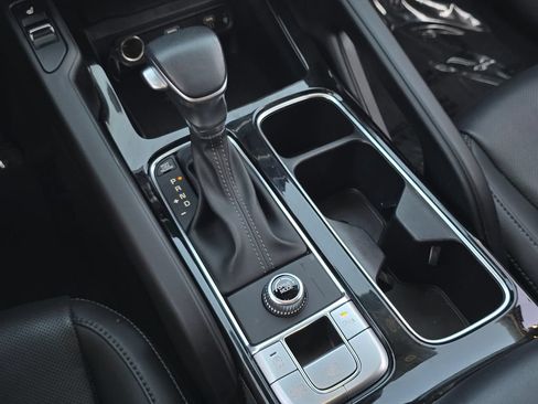 Used 2024 Kia Telluride S w/ S Sunroof Package FWD image 22