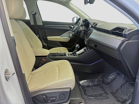 Used 2022 Audi Q3 2.0T Premium Plus image 19