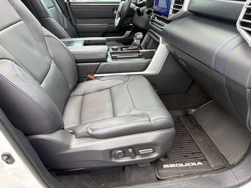 Used 2023 Toyota Sequoia Platinum AWD/4WD image 11