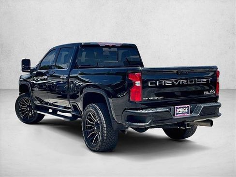 Used 2022 Chevrolet Silverado 2500 High Country w/ Safety Package II AWD/4WD image 13