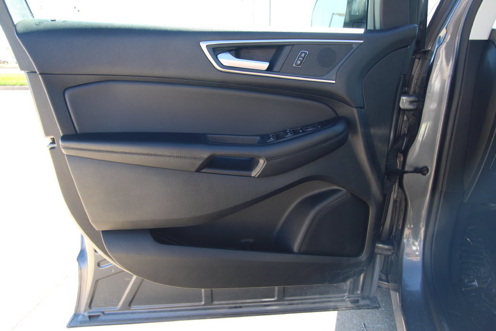Used 2024 Ford Edge SEL AWD/4WD image 34