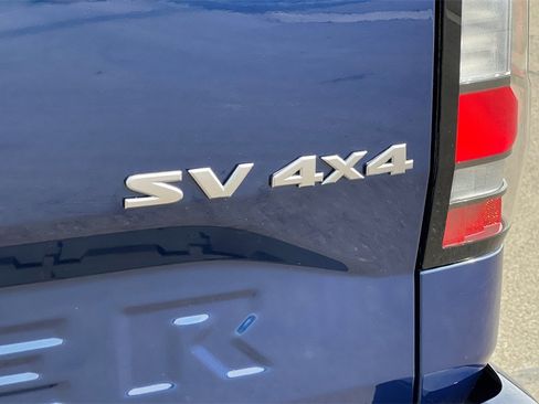 Used 2023 Nissan Frontier SV w/ SV Convenience Package image 29