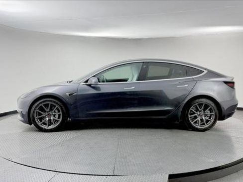 Used 2019 Tesla Model 3 Long Range AWD/4WD image 3