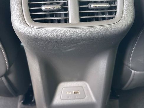 Used 2025 Buick Envision Preferred AWD/4WD image 17