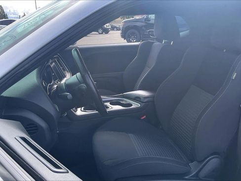 Used 2019 Dodge Challenger R/T image 26