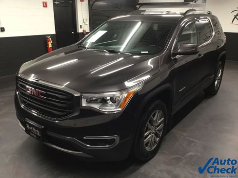 Used 2018 GMC Acadia SLE w/ LPO, Floor Liner Package image 3