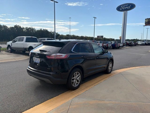 Used 2024 Ford Edge SEL AWD/4WD image 5