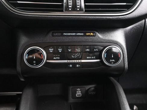 Used 2025 Ford Escape Active image 25