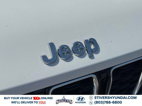 Used 2022 Jeep Grand Cherokee Limited RWD image 8