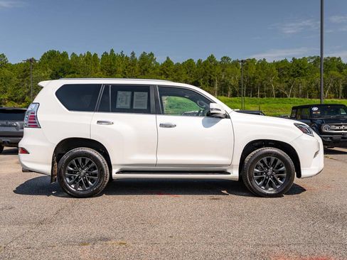 Used 2023 Lexus GX 460 Premium w/ Premium Package AWD/4WD image 8