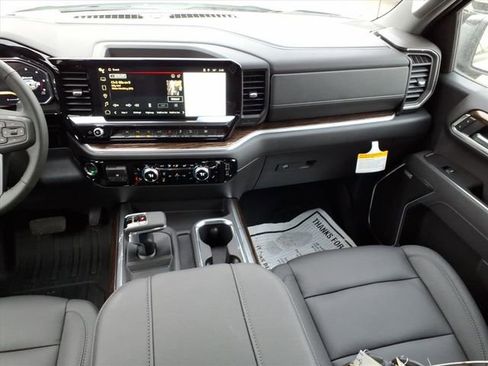 New 2026 GMC Sierra 1500 Elevation w/ Elevation Premium Package image 15