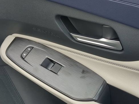 New 2026 Nissan Sentra SL w/ Floor Mat Package FWD image 33