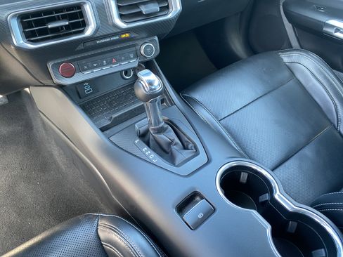 Used 2024 Ford Mustang Premium image 16