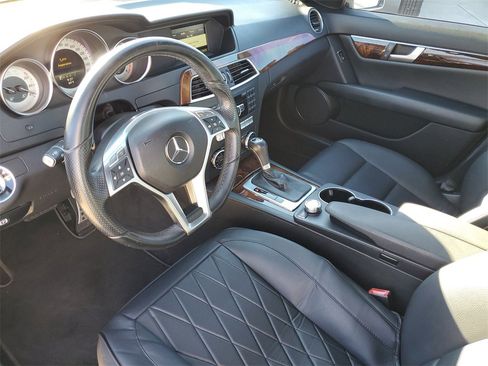 Used 2014 Mercedes-Benz C 250 Sedan image 22