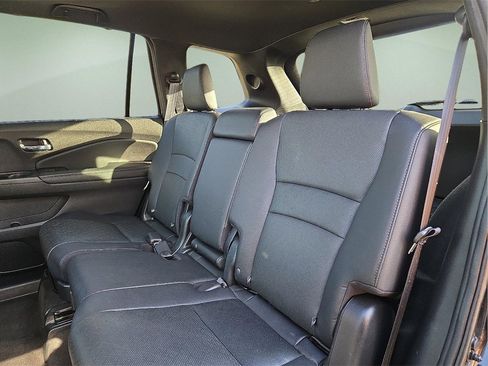 Used 2021 Honda Passport Elite image 11