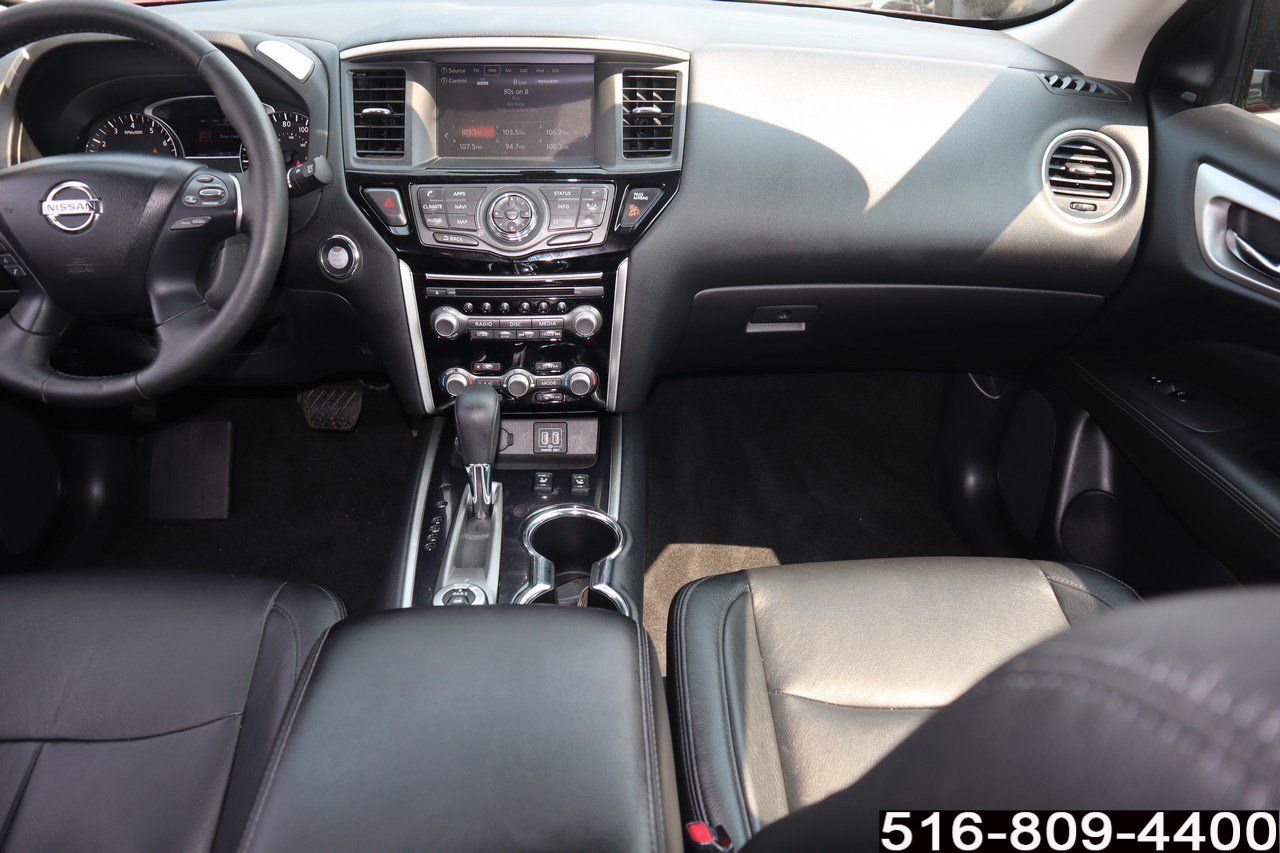 Used 2018 Nissan Pathfinder SV w/ SV Tech Package AWD/4WD image 16