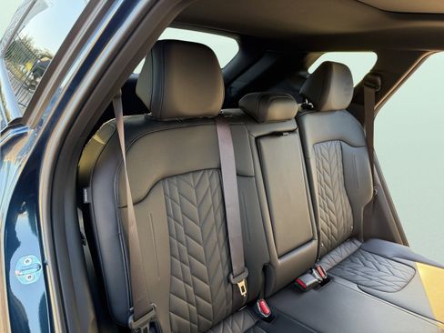 Used 2025 Kia Sportage X-Line image 33