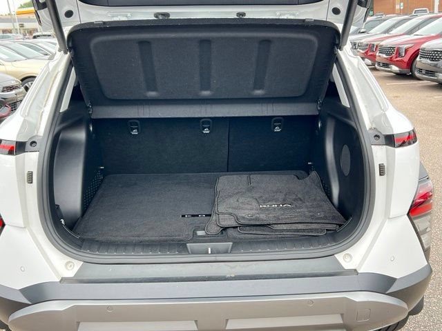 Used 2024 Hyundai Kona Limited AWD/4WD image 10