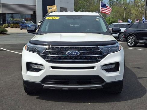 Certified 2024 Ford Explorer XLT w/ Equipment Group 202A image 2