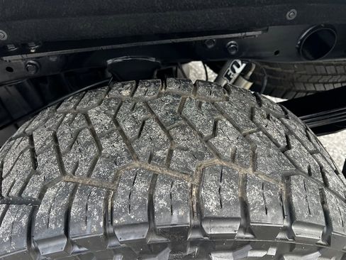 Used 2018 Chevrolet Silverado 2500 High Country w/ Duramax Plus Package image 13