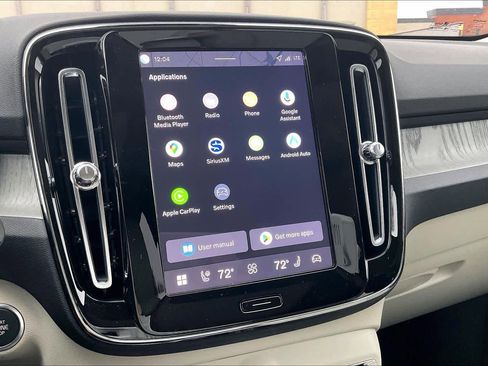 New 2026 Volvo XC40 B5 Plus w/ Protection Package Premier image 21