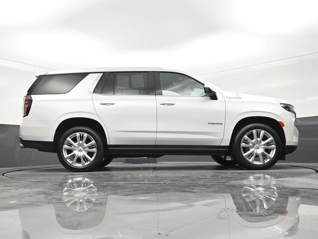 Used 2023 Chevrolet Tahoe High Country w/ Advanced Technology Package RWD image 25