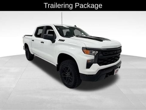 Certified 2026 Chevrolet Silverado 1500 Custom Trail Boss w/ Dark Appearance Package AWD/4WD image 8