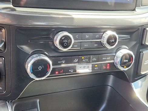 Used 2023 Ford F150 4x4 SuperCrew image 16