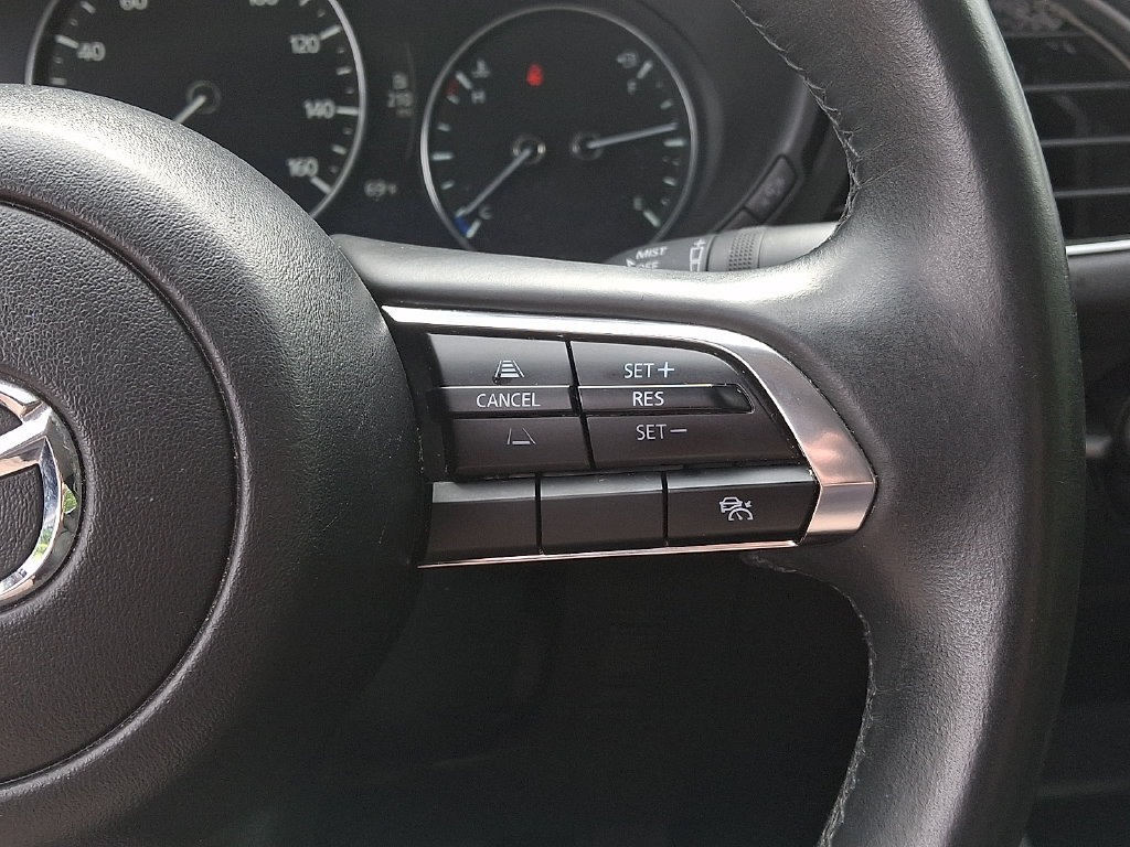 Used 2024 MAZDA MAZDA3 s FWD image 22