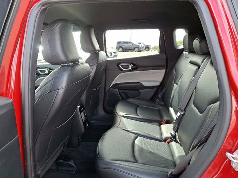 Certified 2023 Jeep Compass Limited image 10