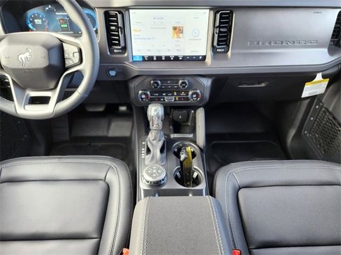 New 2025 Ford Bronco Big Bend w/ Black Diamond Package image 14