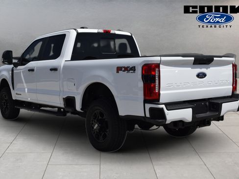 Used 2025 Ford F250 XL w/ STX Appearance Package AWD/4WD image 4