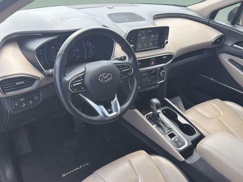 Used 2020 Hyundai Santa Fe SEL w/ Convenience + Premium Package FWD image 2