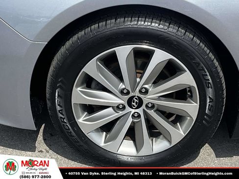 Used 2016 Hyundai Sonata Sport w/ Cargo Package FWD image 9