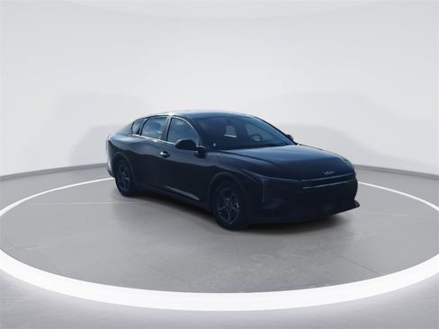 Used 2025 Kia K4 LXS image 8