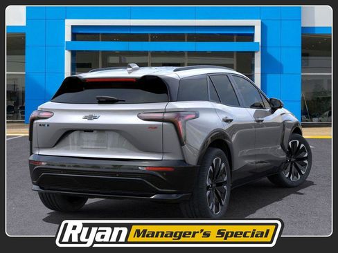 New 2025 Chevrolet Blazer EV RS image 4