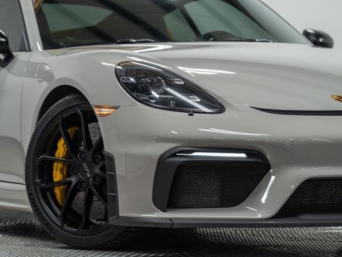 Used 2020 Porsche 718 Cayman GT4 image 34