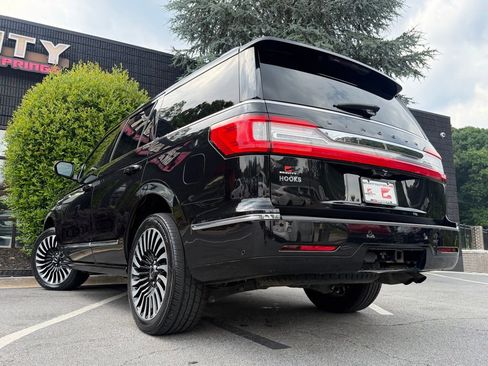 Used 2020 Lincoln Navigator Black Label w/ Cargo Convenience Package AWD/4WD image 20