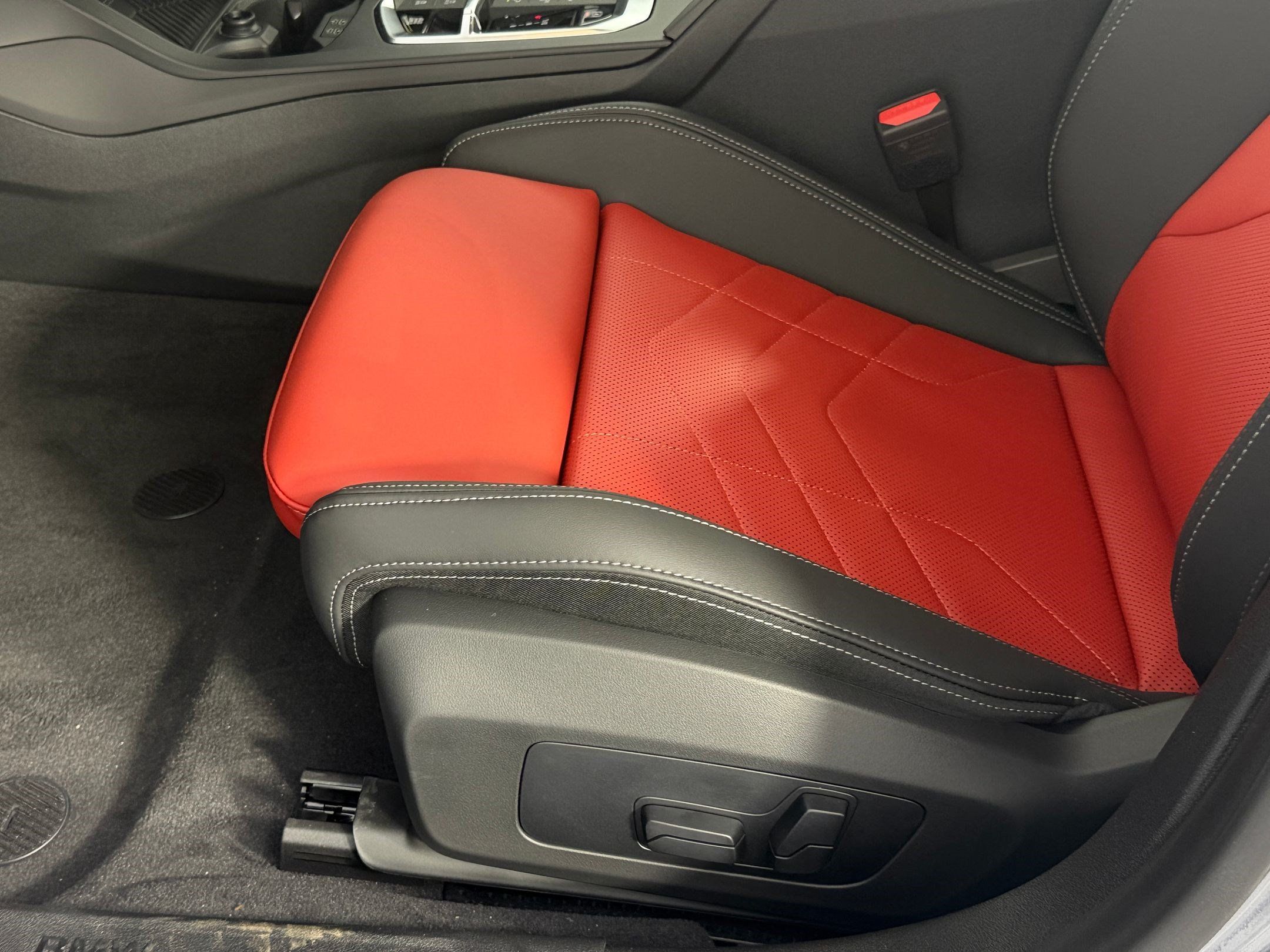 Used 2026 BMW 228i w/ Technology Package FWD image 13