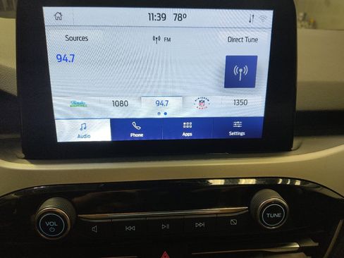 Used 2022 Ford Escape SE FWD image 25