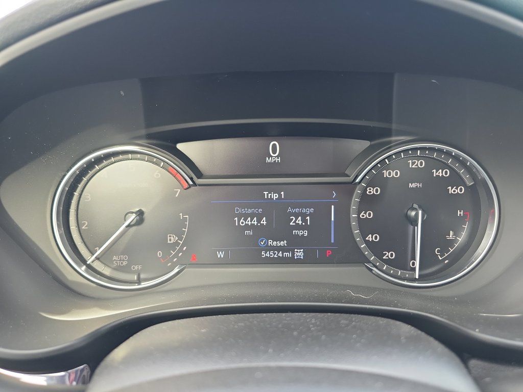 Used 2021 Cadillac XT4 Luxury w/ Cold Weather Package AWD/4WD image 25