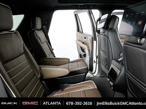 Used 2026 GMC Yukon Denali Ultimate image 23