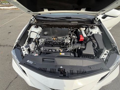 Used 2022 Toyota Camry LE image 38